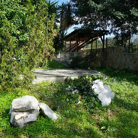 Villa La Fontaine - Private Estate 4,000M2